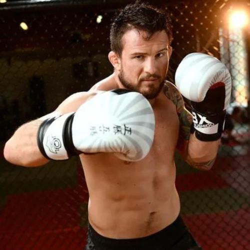 Спаринг боксови ръкавици Bushido Japan, бели B-2v8-12oz