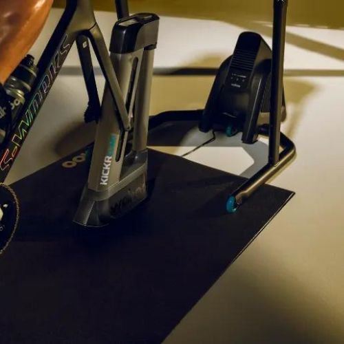 Wahoo Kickr Smart Power Trainer (V5) черен WFBKTR120