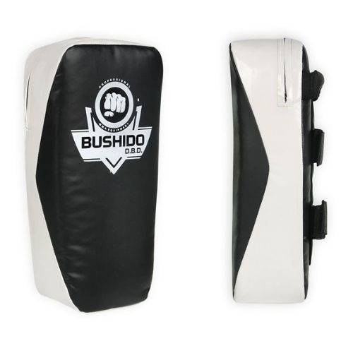Тайландски тренировъчен щит Bushido черен TPAO T42B