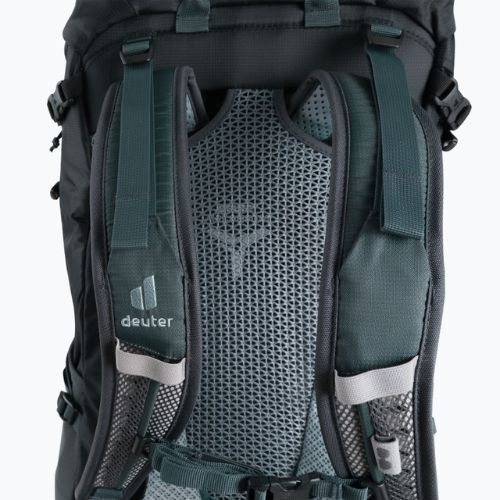 Туристическа раница Deuter Futura Pro 40 l black/graphite