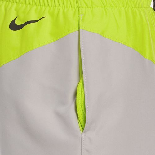 Мъжки къси панталони за плуване Nike Logo 5" Volley green NESSC470-001