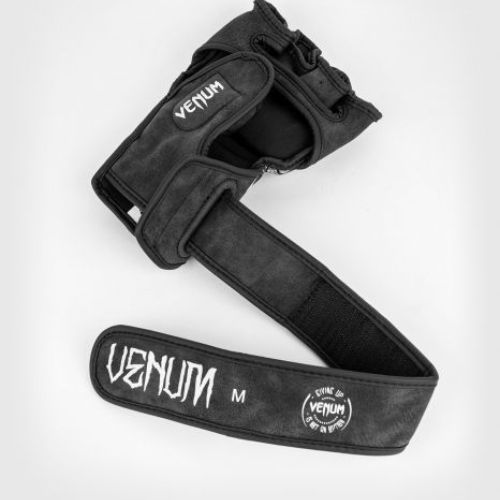 Мъжки боксови ръкавици Venum GLDTR 4.0 black and white VENUM-04166