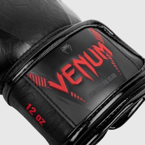 Venum Impact боксови ръкавици черни VENUM-03284-100-10OZ