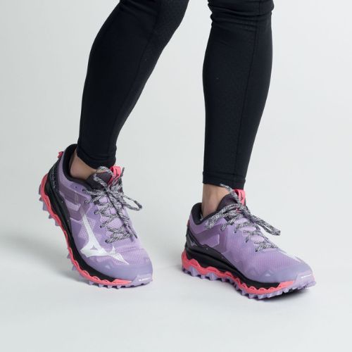 Дамски обувки за бягане Mizuno Wave Mujin 9 purple J1GK227072