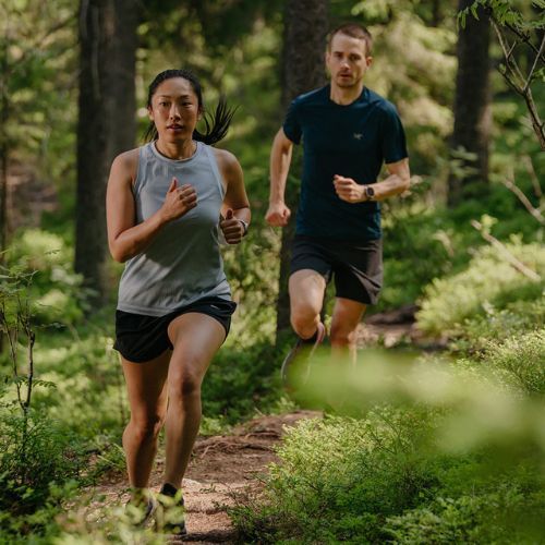 Suunto 9 Peak Pro часовник бежов SS050808000