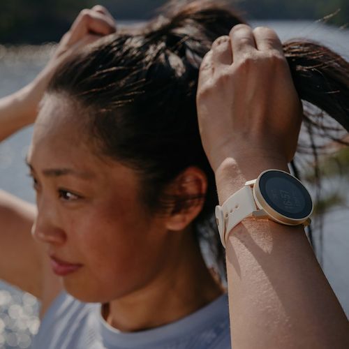 Часовник Suunto 9 Peak Pro в бяло и златно SS050824000