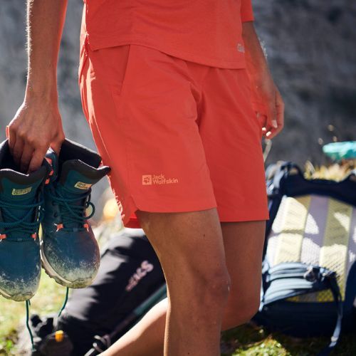 Jack Wolfskin Hilltop Trail дамски къси панталони за трекинг оранжев 1505462
