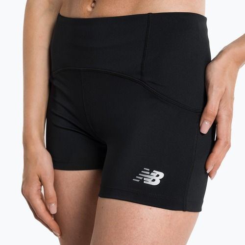 Дамски къси панталони за бягане New Balance Accelerate Pacer 3.5", черни WS31243BK