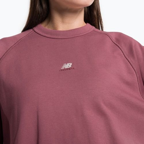 Дамски суитшърт за тренировки New Balance Athletics Remastered French Terry Crewneck red WT31500WAD