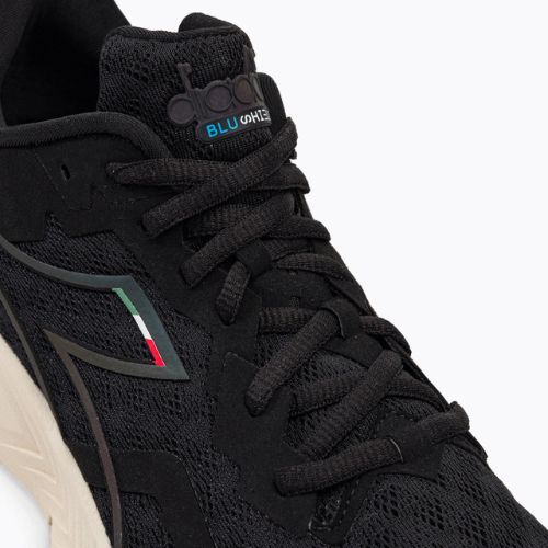 Мъжки обувки за бягане Diadora Mythos Blushield Volo Hip 3 black DD-101.179089-C2609
