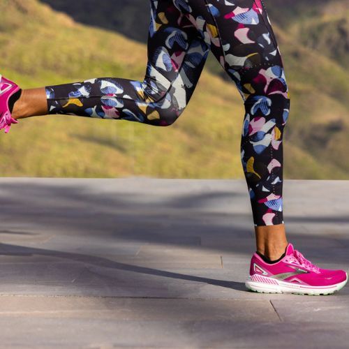 Дамски обувки за бягане Brooks Adrenaline GTS 23 pink/festival fuchsia/black