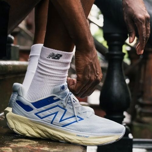 Мъжки обувки за бягане New Balance M1080V13 starlight