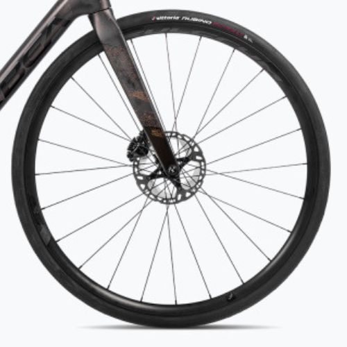 Orbea Orca M20i Team 2023 cosmic карбонов изглед на шосеен велосипед