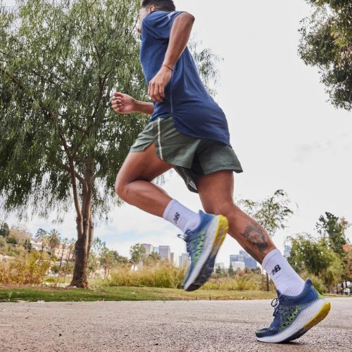 New Balance мъжки обувки за бягане W1080V12 navy