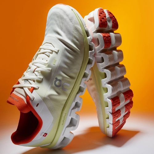 Мъжки обувки за бягане On Cloudflow 4 white/hay