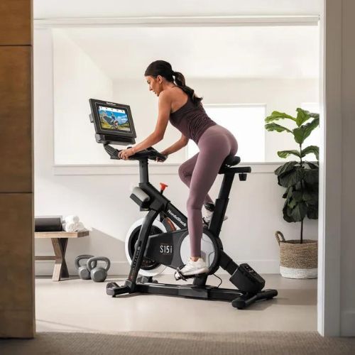 NordicTrack Търговски S15i въртящ се велосипед