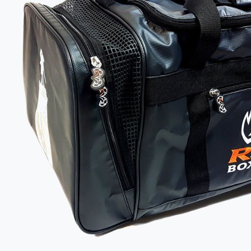 Черна чанта за тренировки Rival Gym Bag RGB10