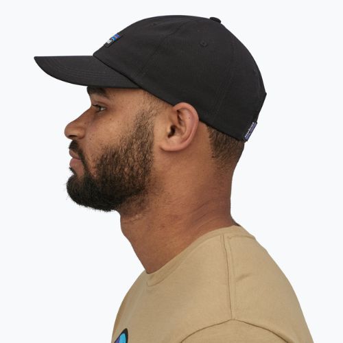 Шапка с козирка Patagonia P-6 Label Trad black