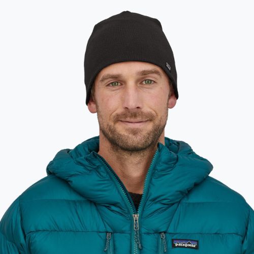 Зимна шапка Patagonia черна