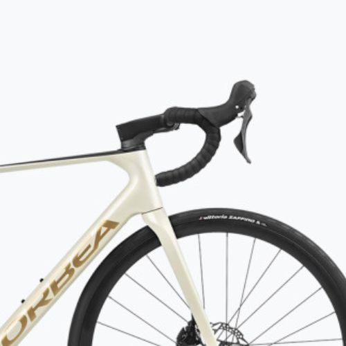 Orbea Orca M30 2024 слонова кост бяло/бургундско/вулкан шосеен велосипед