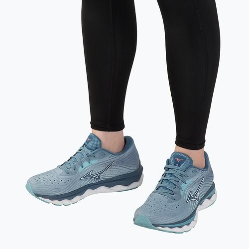 Дамски обувки за бягане Mizuno Wave Sky 6 blue shadow/white/milky blue
