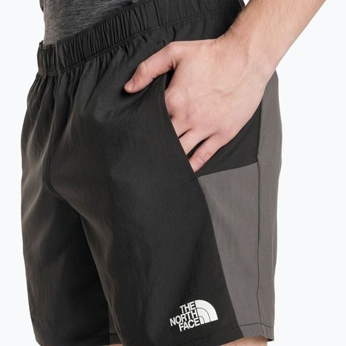 Мъжки къси панталони The North Face Ma Woven black/anthracite grey