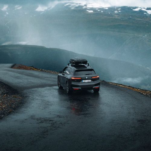 Бокс за покрив Thule Motion 3 L black glossy