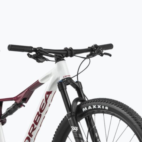 Планински велосипед Orbea Oiz H10 2024 white chic/shadow coral