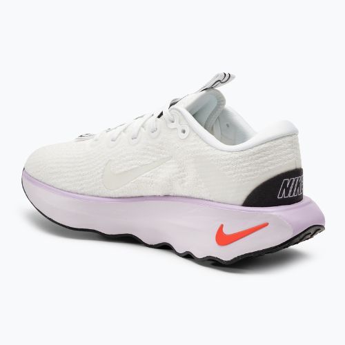 Дамски обувки Nike Motiva white/black