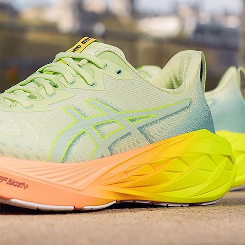 Дамски обувки за бягане ASICS Novablast 4 Paris cool matcha/safety yellow