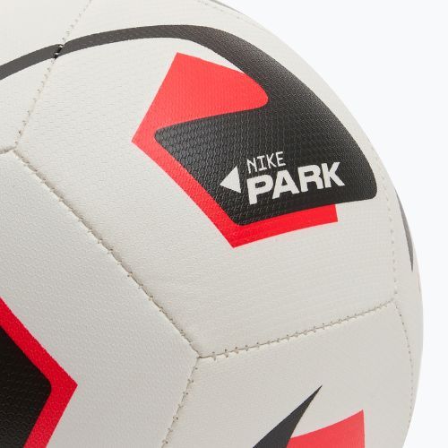 Футболна топка Nike Park Team 2.0  white/bright crimson/black размер 4