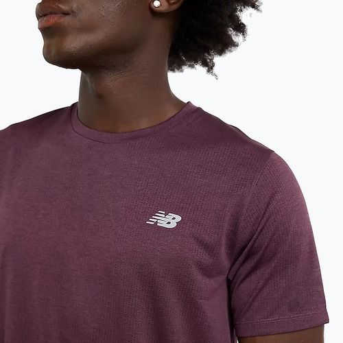 Мъжка тениска New Balance Athletics Run plum brown