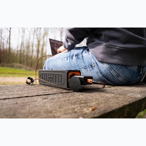 Пауърбанк Xtorm Socket 25600 mAh 70W черно/оранжево