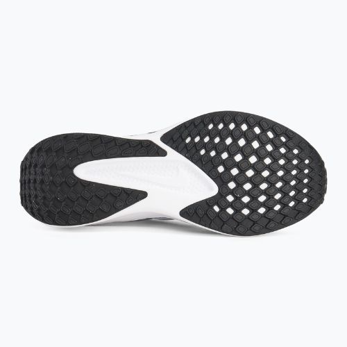 Мъжки обувки за бягане Nike Quest 6 white/dusty cactus/black