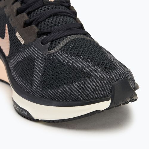 Дамски обувки за бягане Nike Structure 25 black/crimson tint/ anthracite/metallic red bronze