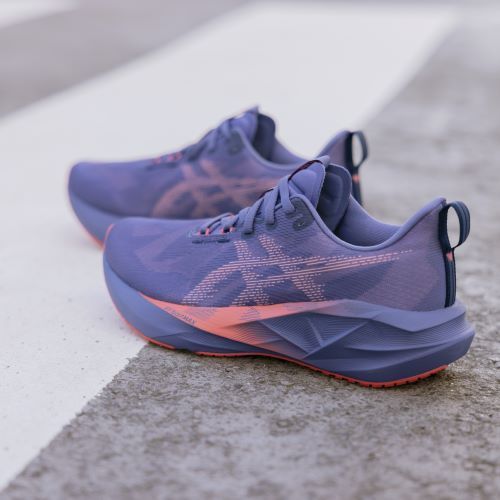 Мъжки обувки за бягане ASICS Novablast 5 black/carrier grey