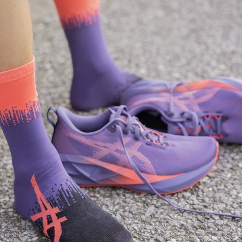 Дамски обувки за бягане ASICS Novablast 5 breeze/white