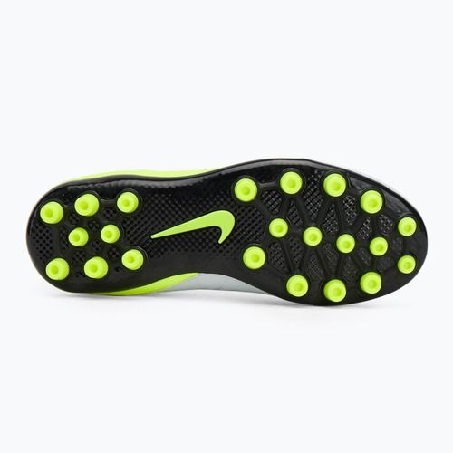 Детски футболни обувки Nike Phantom Luna 2 Academy AG Jr metallic silver/black/volt
