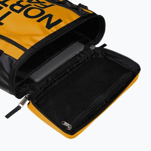 Градска раница The North Face Base Camp Fuse Box 30 l summit gold/tnf black/npf