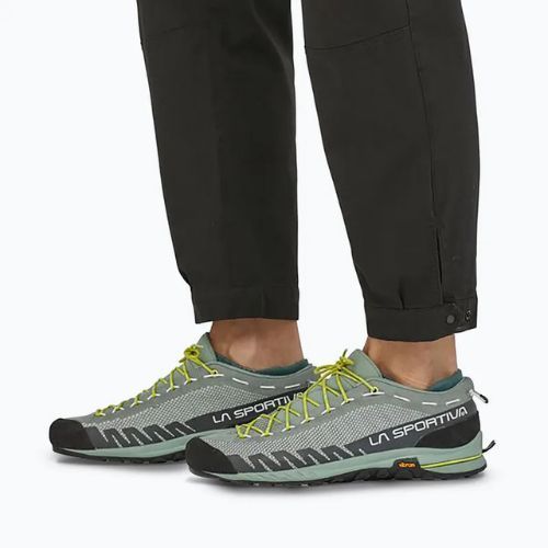 Patagonia дамски панталони Caliza Rock Regular black