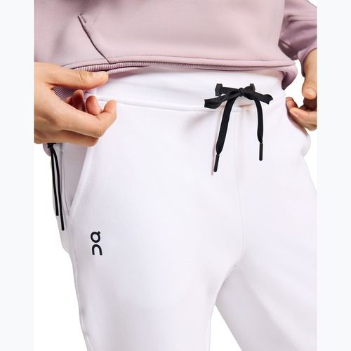 Дамски панталони за тренировка On Sweat white