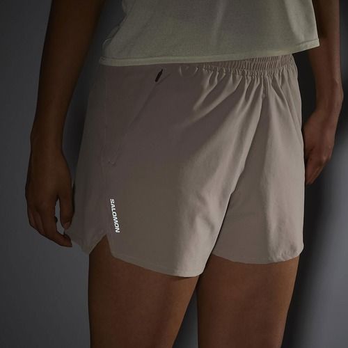 Salomon SHAKEout Core 4" дамски къси панталони за бягане etherea