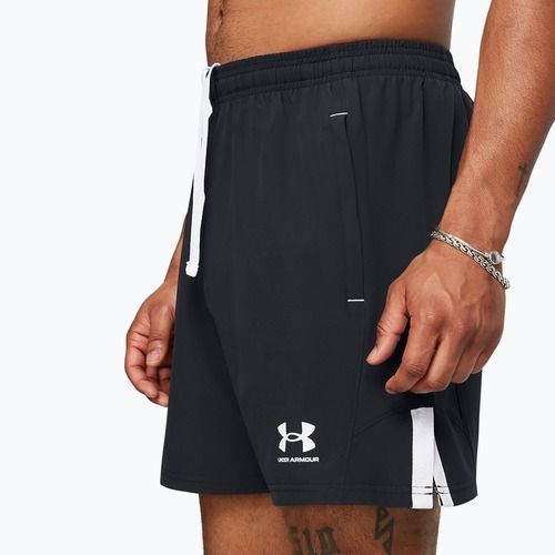Мъжки футболни шорти Under Armour Challenger Pro Woven black / white