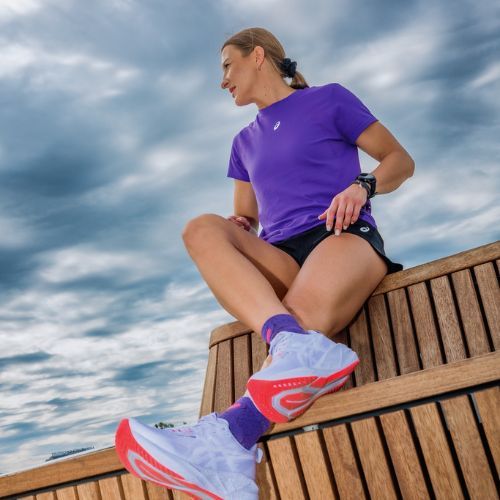 Дамски обувки за бягане ASICS Novablast 5 Tokyo vapor/edo purple