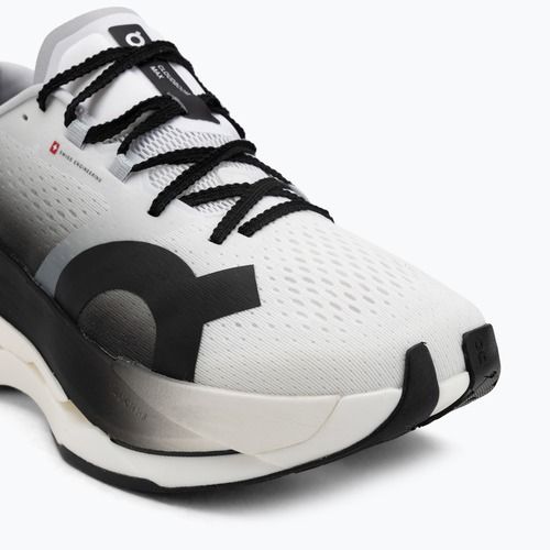 Мъжки обувки за бягане On Cloudboom Max white/black