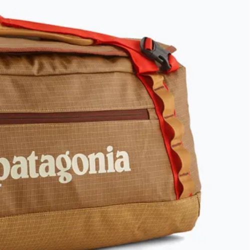 Пътна чанта Patagonia Black Hole Duffel 55 l talon gold