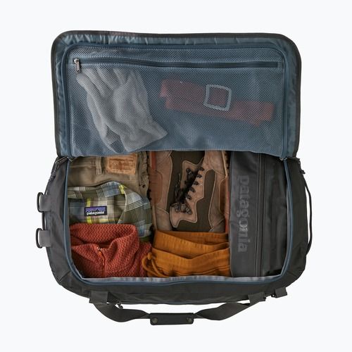 Козметична чантичка Patagonia Black Hole Cube black / black