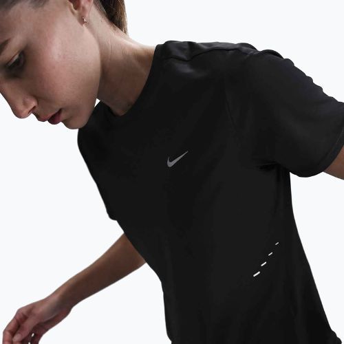 Дамска тениска за бягане Nike Swift Dri-Fit black