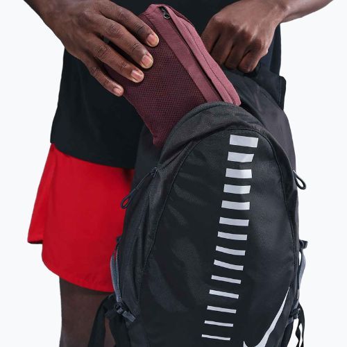 Мъжко яке за бягане Nike Impossibly Light Windrunner light crimson/burgundy crush