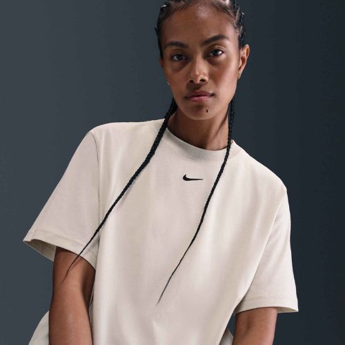 Дамска тениска Nike Sportswear Essential light bone